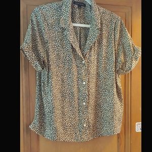 Banana Republic silky boxy leopard shirt L